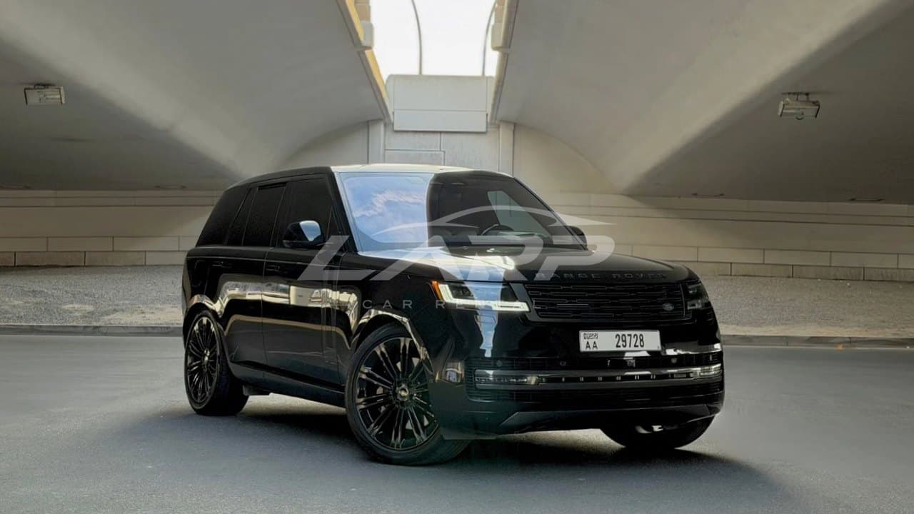 Range Rover Vogue V8 2023 (Black) 2023 in Santorini Black — Dubai